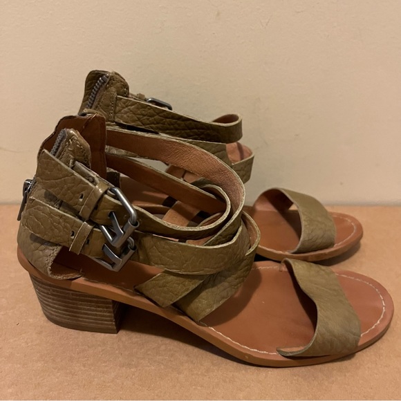 Madewell Sandals - Picture 2 of 7